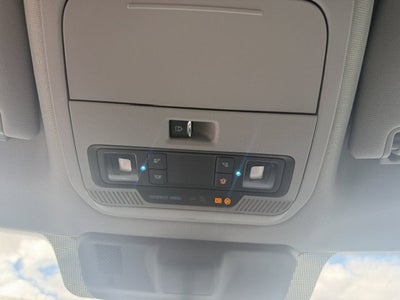2027 Ford Super Duty F-550 DRW Flatbed XL