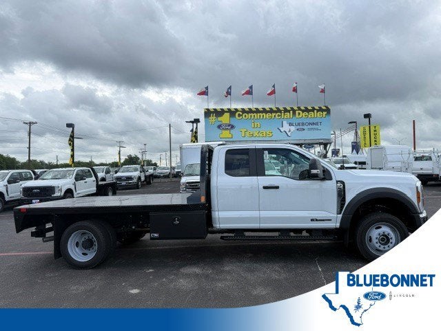 2026 Ford Super Duty F-550 DRW Flatbed XL