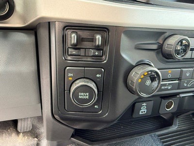 2026 Ford Super Duty F-550 DRW Flatbed XL