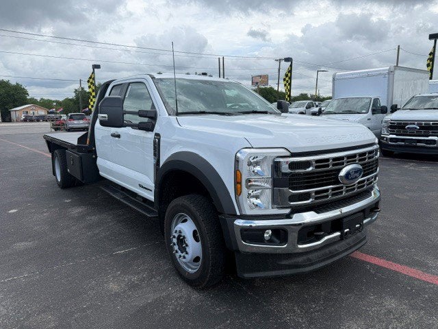 2026 Ford Super Duty F-550 DRW Flatbed XL
