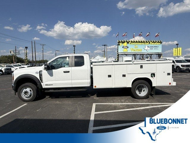 2026 Ford Super Duty F-550 DRW Service Body XL