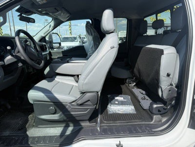 2026 Ford Super Duty F-550 DRW Service Body XL