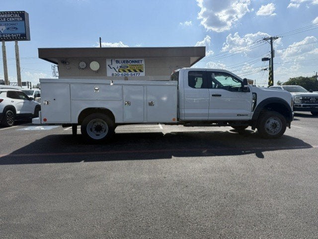 2026 Ford Super Duty F-550 DRW Service Body XL