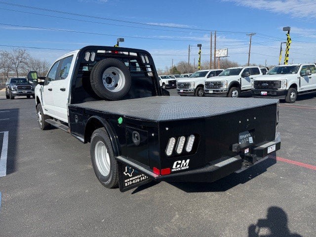2025 Ford Super Duty F-450 DRW Flatbed XL