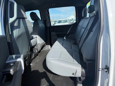 2025 Ford Super Duty F-450 DRW Flatbed XL