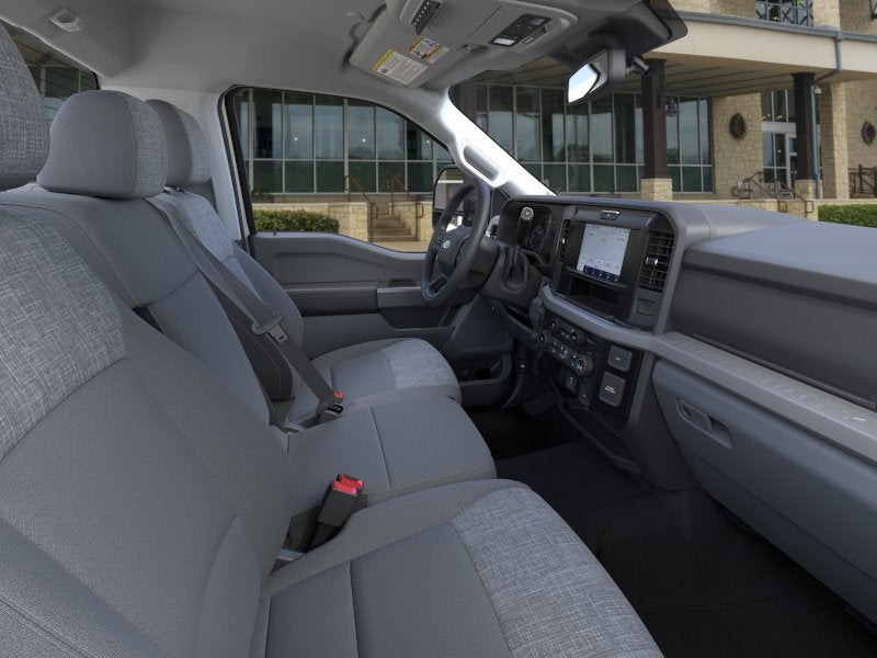 2026 Ford Super Duty F-450 DRW XLT