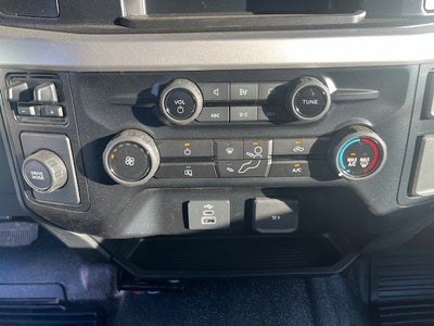 2024 Ford Super Duty F-550 DRW Crane XL