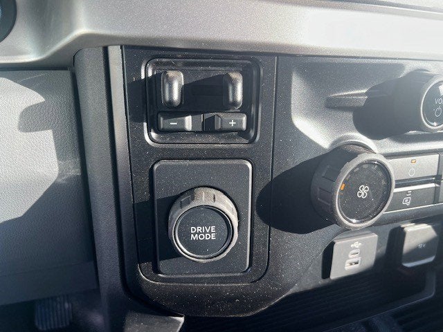 2024 Ford Super Duty F-550 DRW Crane XL