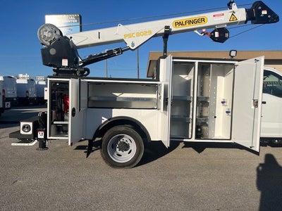 2024 Ford Super Duty F-550 DRW Crane XL