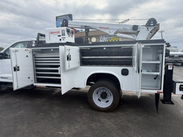 2026 Ford Super Duty F-550 DRW Crane XL
