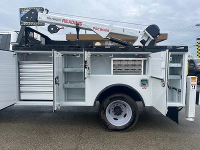 2024 Ford Super Duty F-550 DRW Crane XL