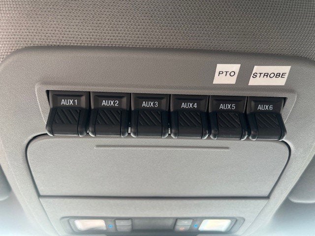 2024 Ford Super Duty F-550 DRW Crane XL