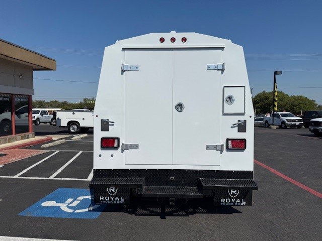 2026 Ford E-Series Cutaway KUV E-350 SRW