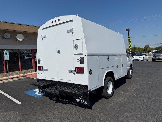 2026 Ford E-Series Cutaway KUV E-350 SRW