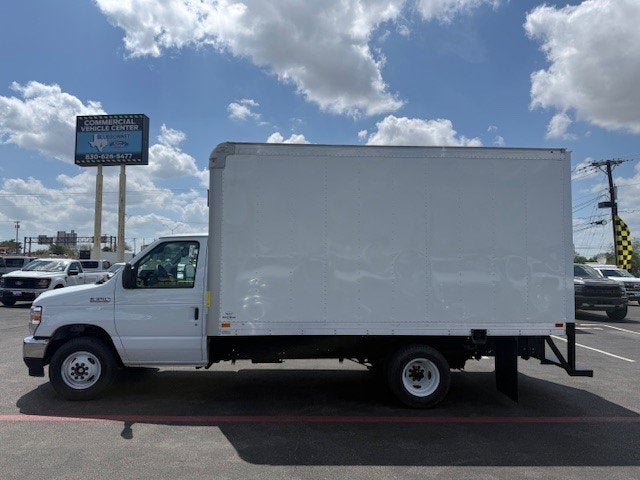 2027 Ford E-Series Cutaway14 FT BOX TRUCK E-350 SRW