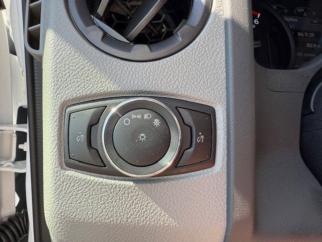 2026 Ford E-Series Cutaway14 FT BOX TRUCK E-350 SRW