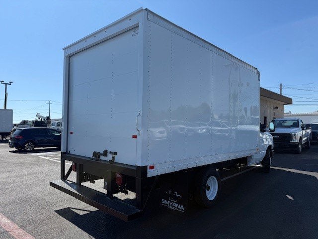 2026 Ford E-Series Cutaway14 FT BOX TRUCK E-350 SRW