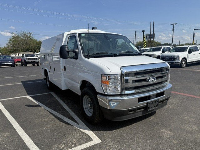 2027 Ford E-Series Cutaway KUV E-350 SRW