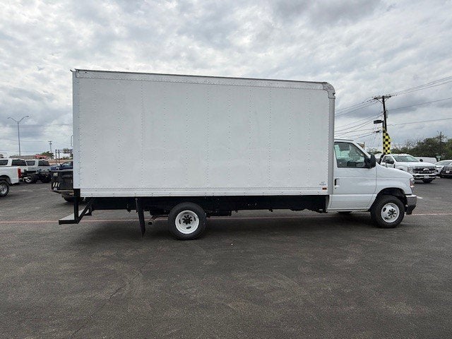 2027 Ford E-Series Cutaway 16FT Box Truck E-450 DRW