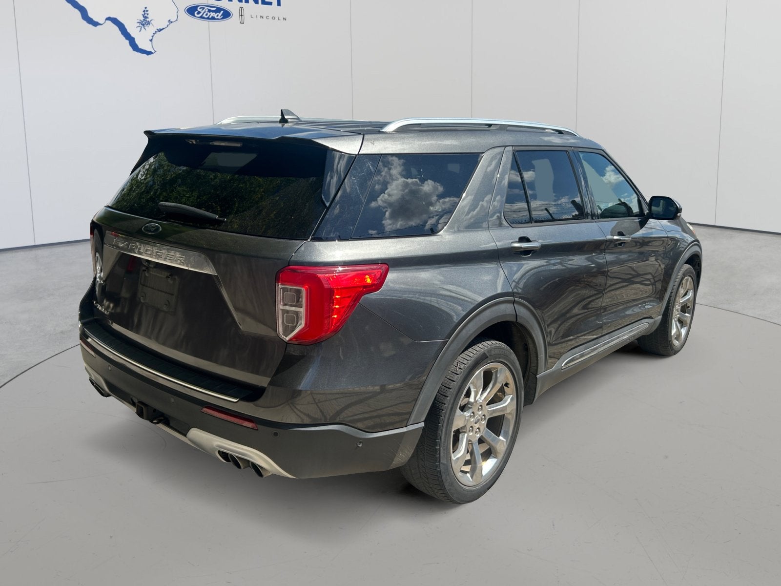 2020 Ford Explorer Platinum