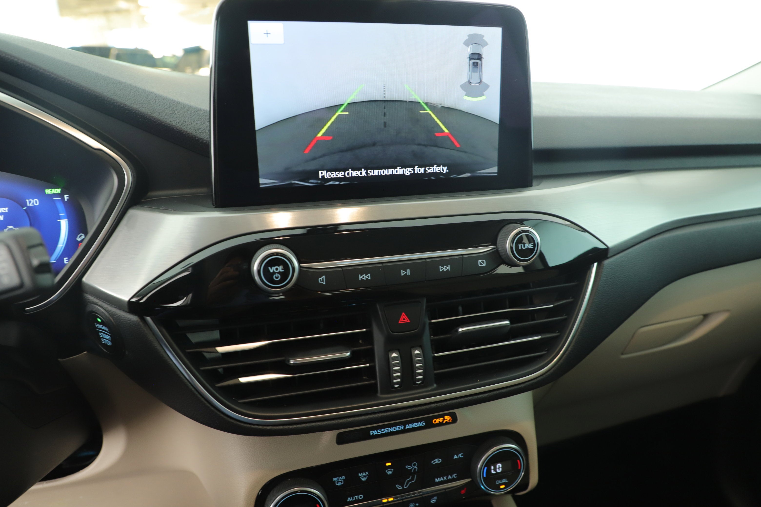 2021 Ford Escape Titanium Hybrid