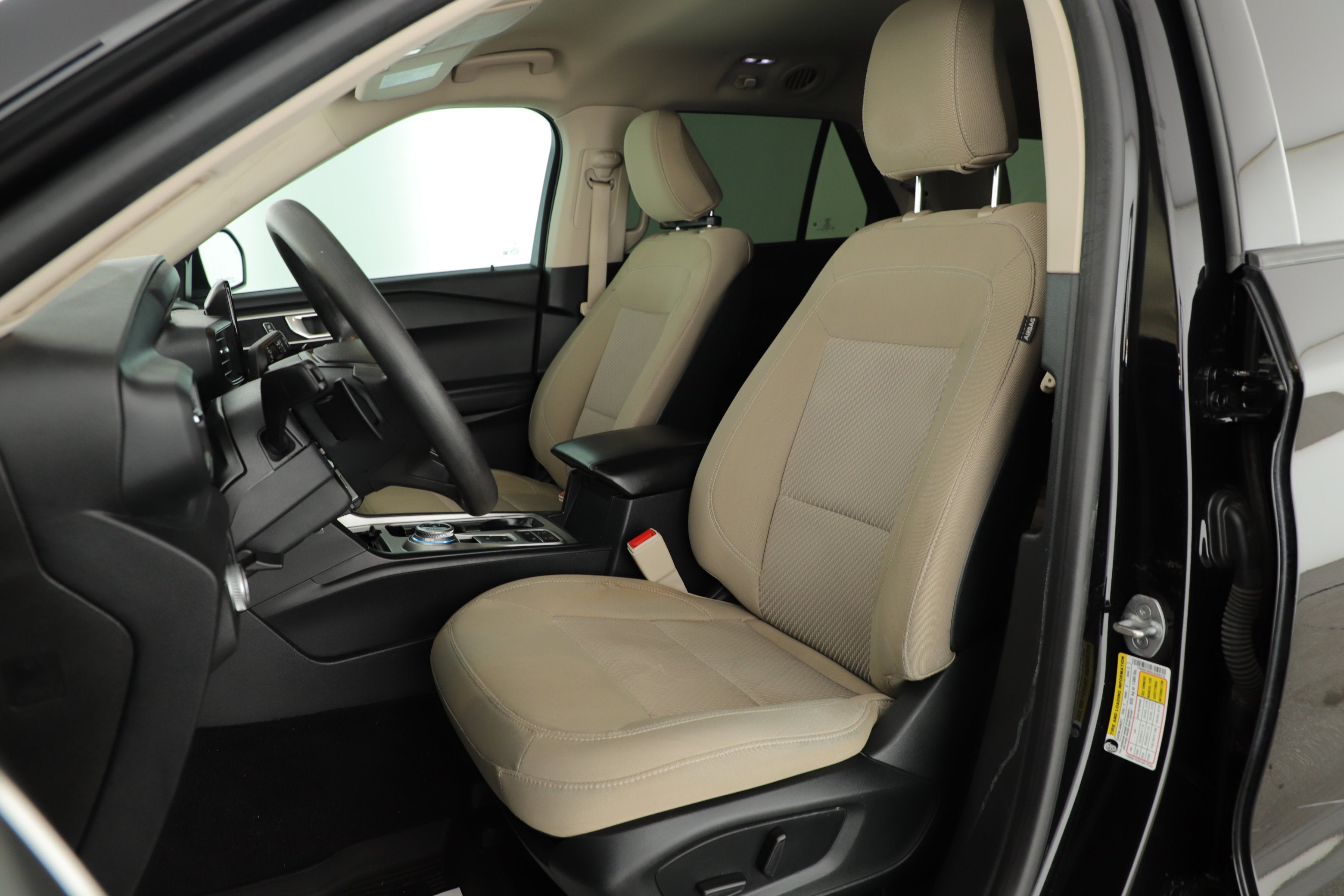 2020 Ford Explorer Base