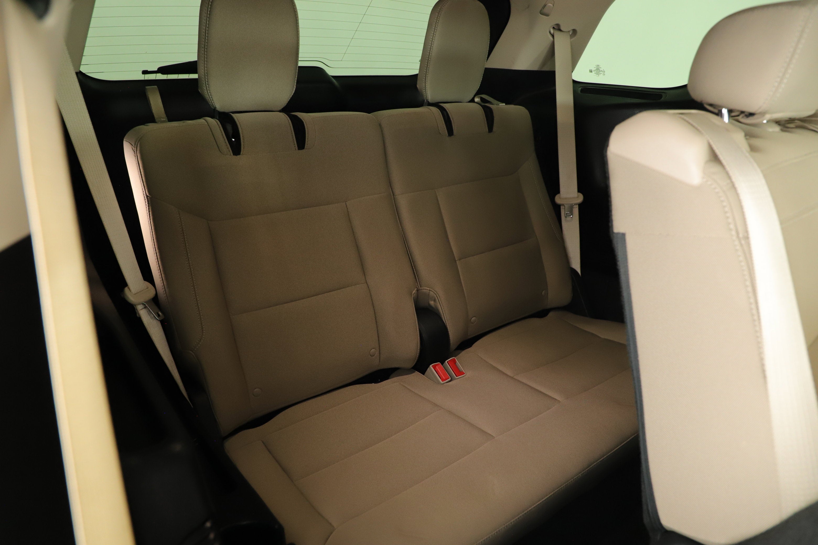 2020 Ford Explorer Base