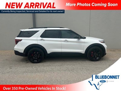 2023 Ford Explorer ST-Line