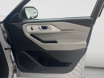 2026 Ford Explorer XLT