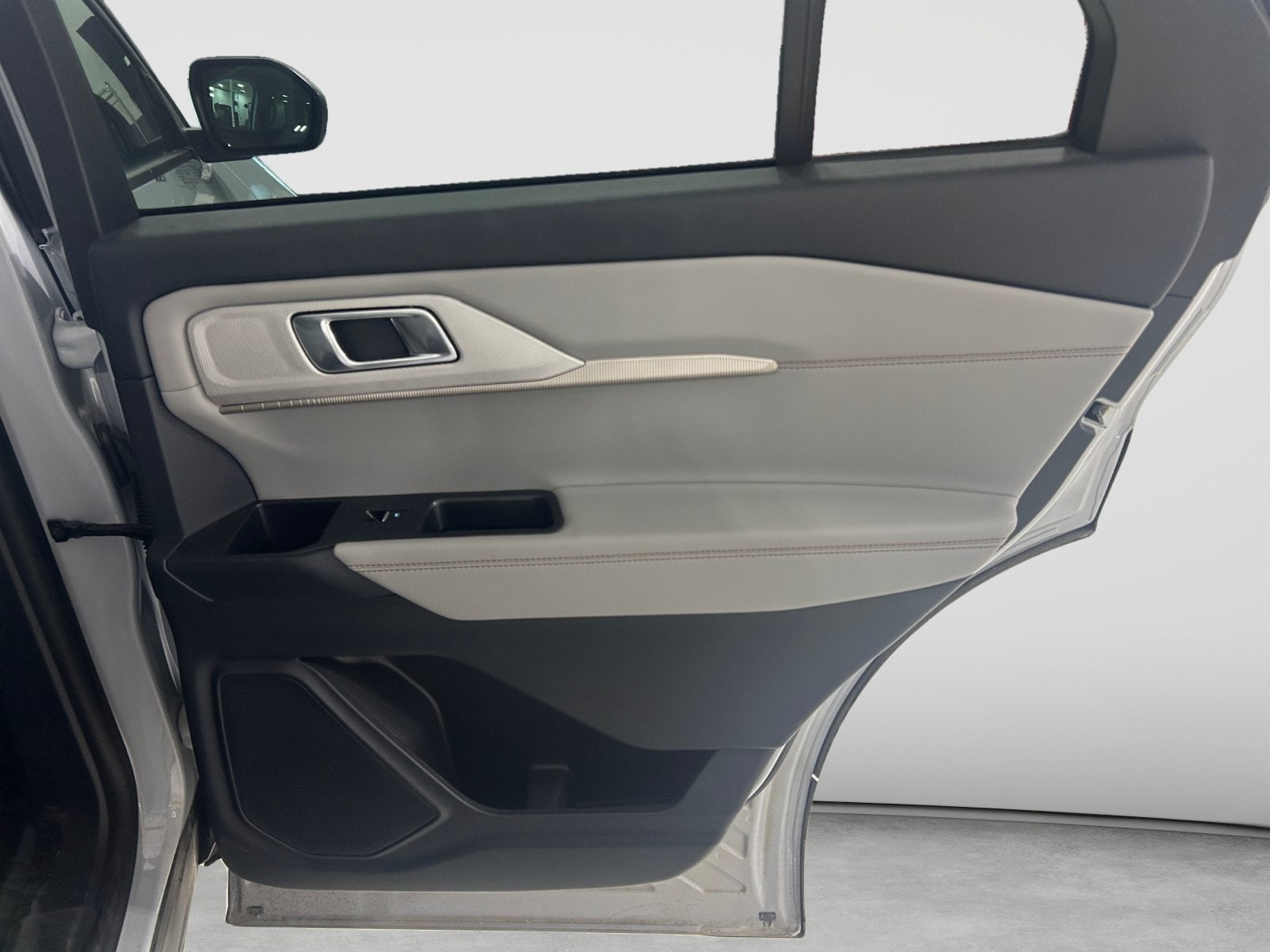 2026 Ford Explorer XLT