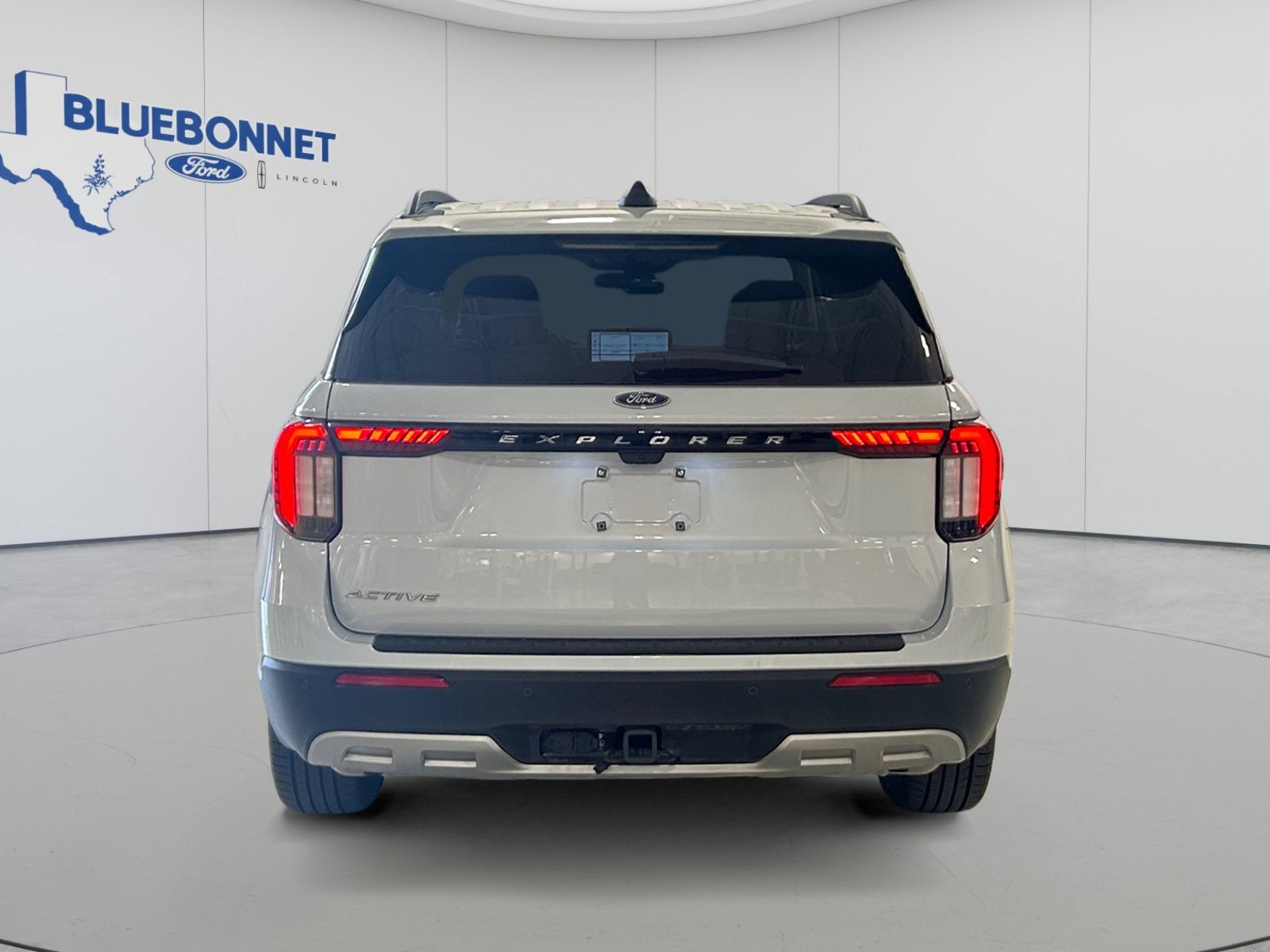 2026 Ford Explorer XLT