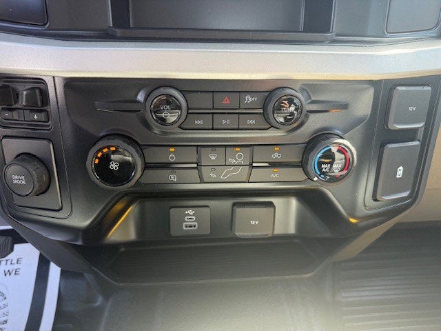 2025 Ford Super Duty F-250 SRW Service Body XL