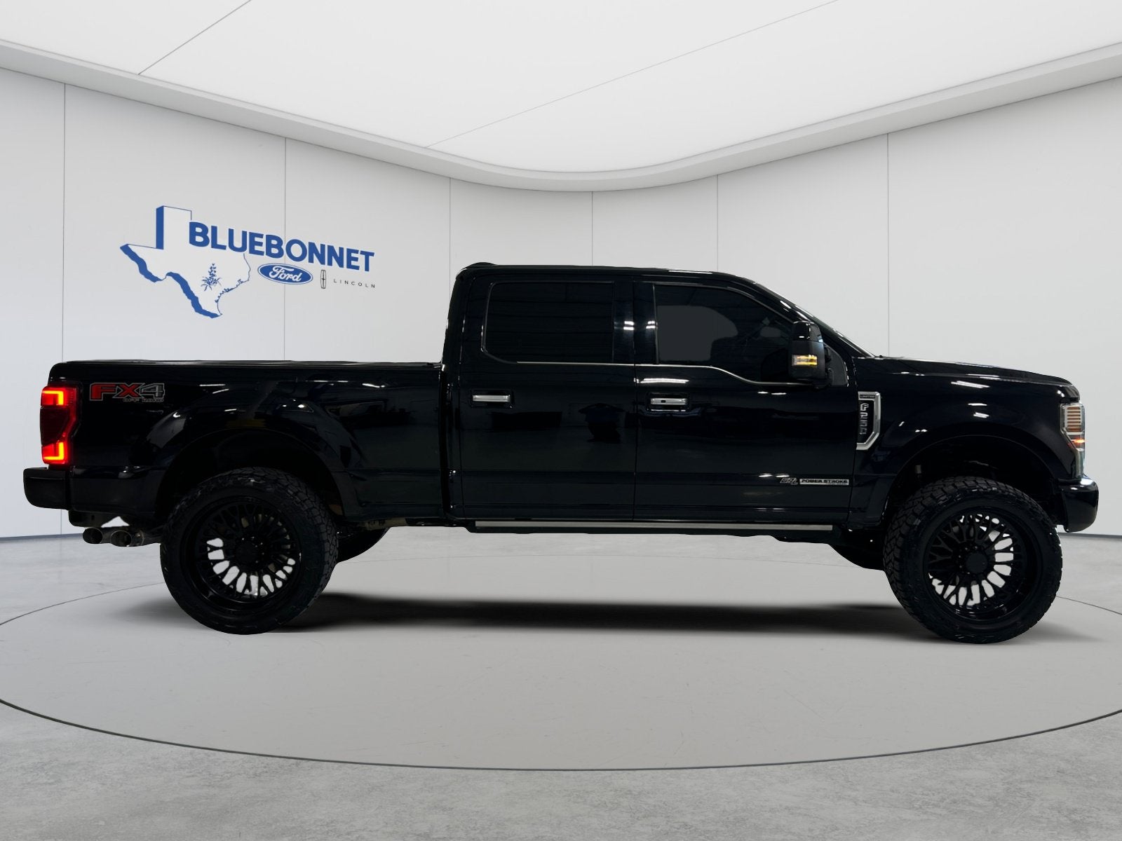 2022 Ford Super Duty F-250 SRW Limited