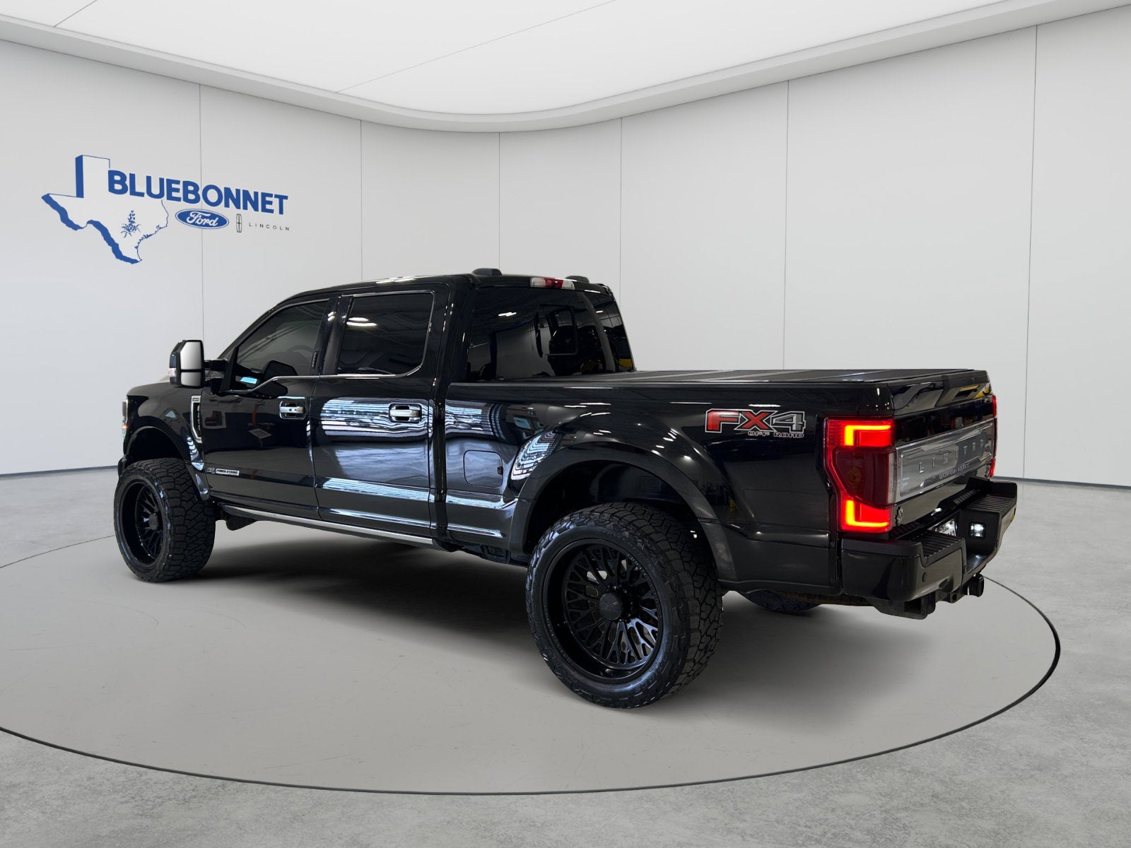 2022 Ford Super Duty F-250 SRW Limited