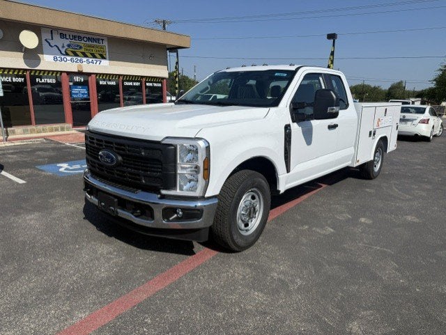 2026 Ford Super Duty F-250 SRW Service Body XL