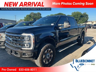 2025 Ford Super Duty F-250 SRW Base