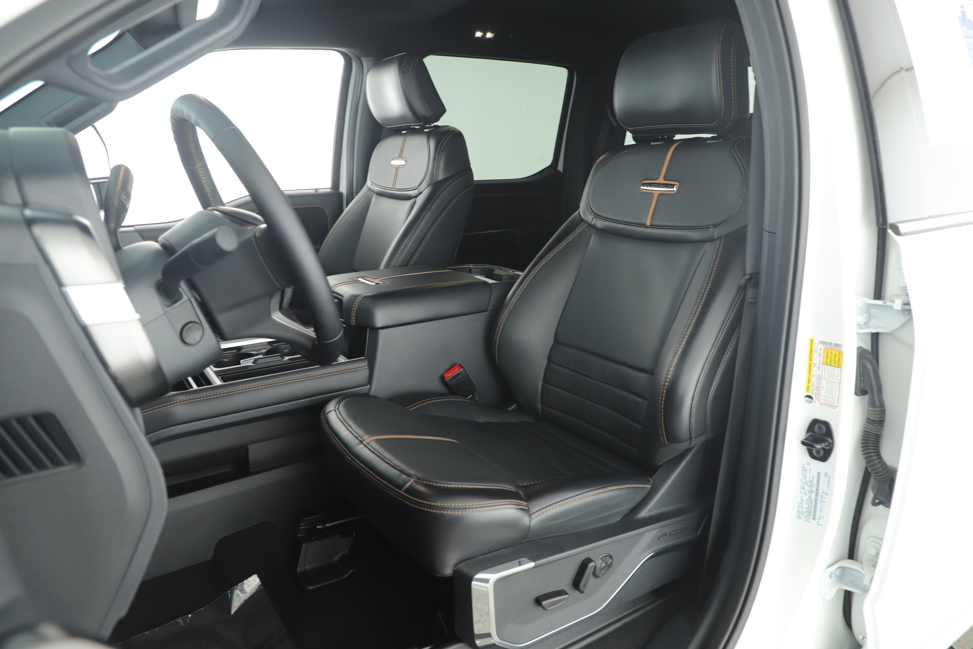 2024 Ford Super Duty F-250 SRW Platinum