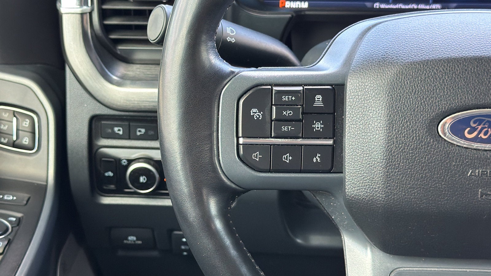 2023 Ford Super Duty F-250 SRW Base