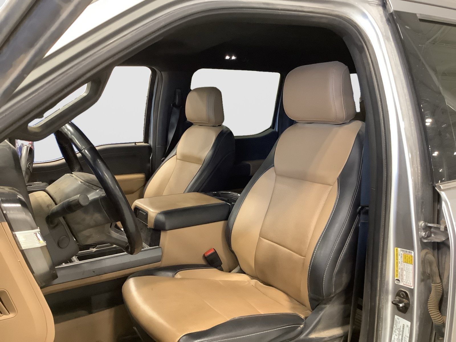 2023 Ford Super Duty F-250 SRW Lariat