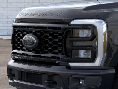 2026 Ford Super Duty F-350 SRW LARIAT