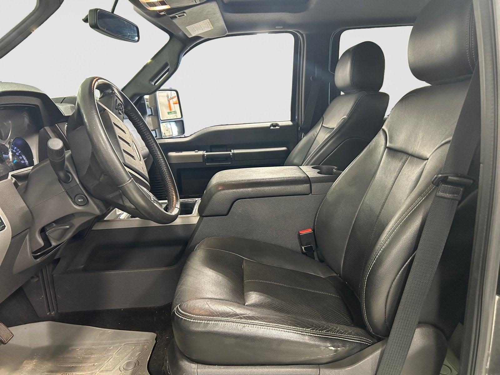 2016 Ford Super Duty F-350 SRW Lariat
