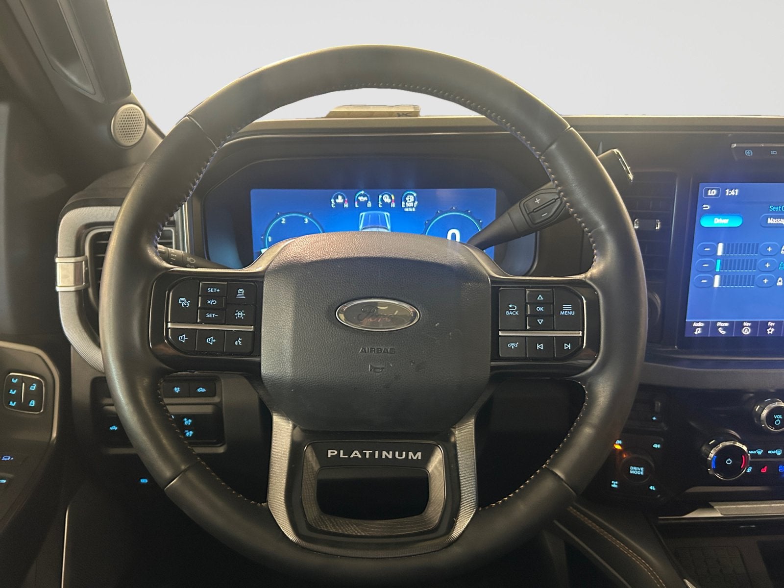 2024 Ford Super Duty F-350 SRW Platinum