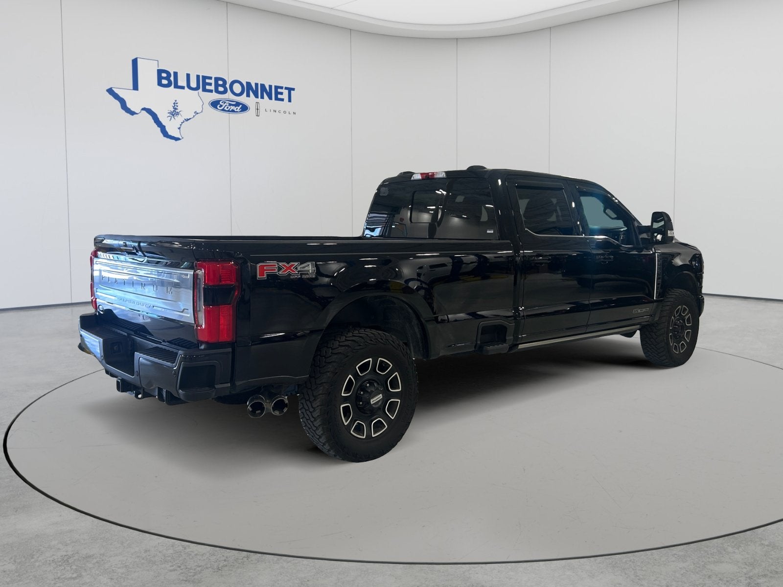 2024 Ford Super Duty F-350 SRW Platinum