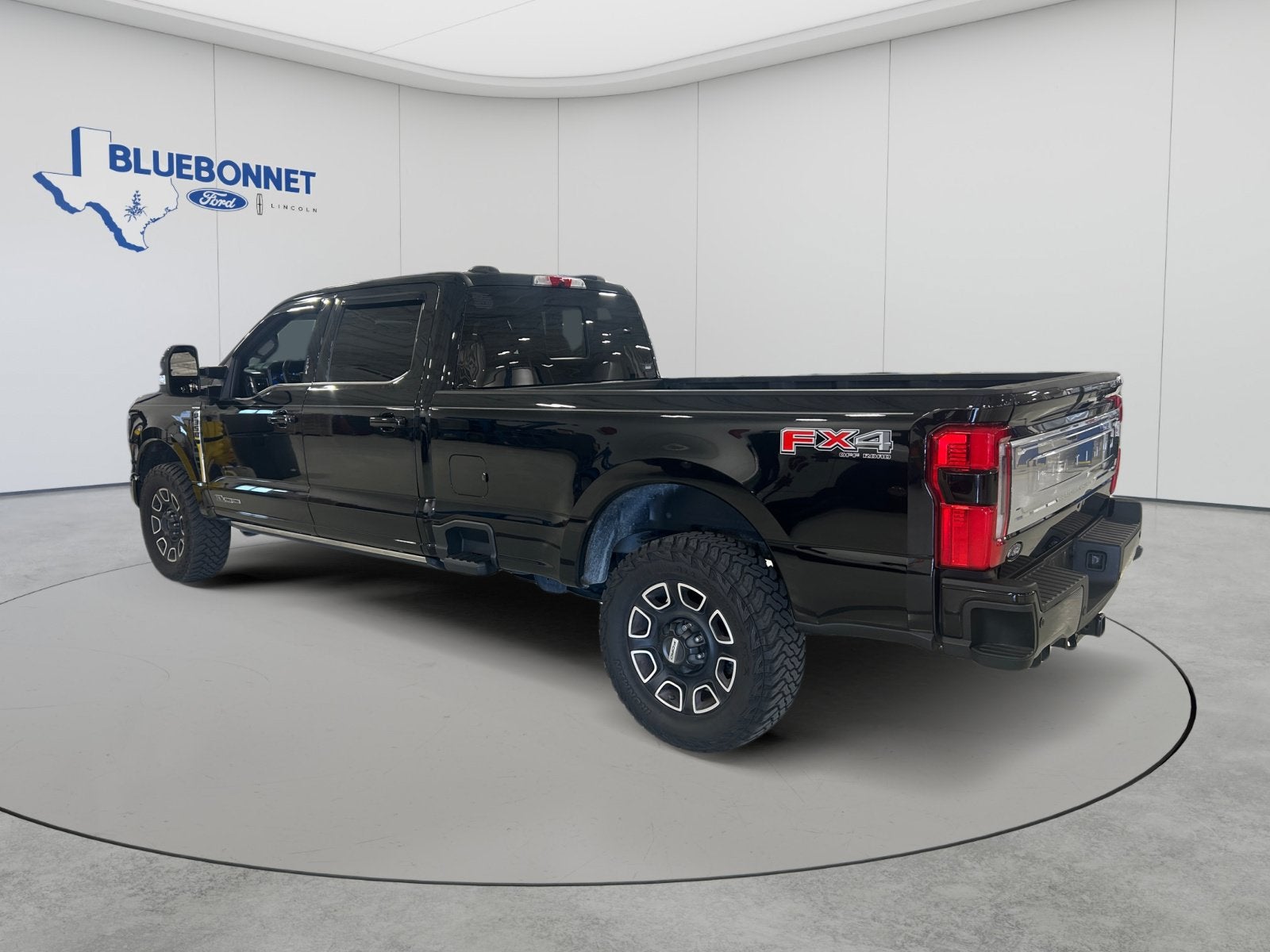 2024 Ford Super Duty F-350 SRW Platinum