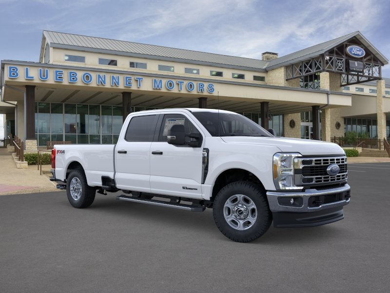 2026 Ford Super Duty F-350 SRW XLT