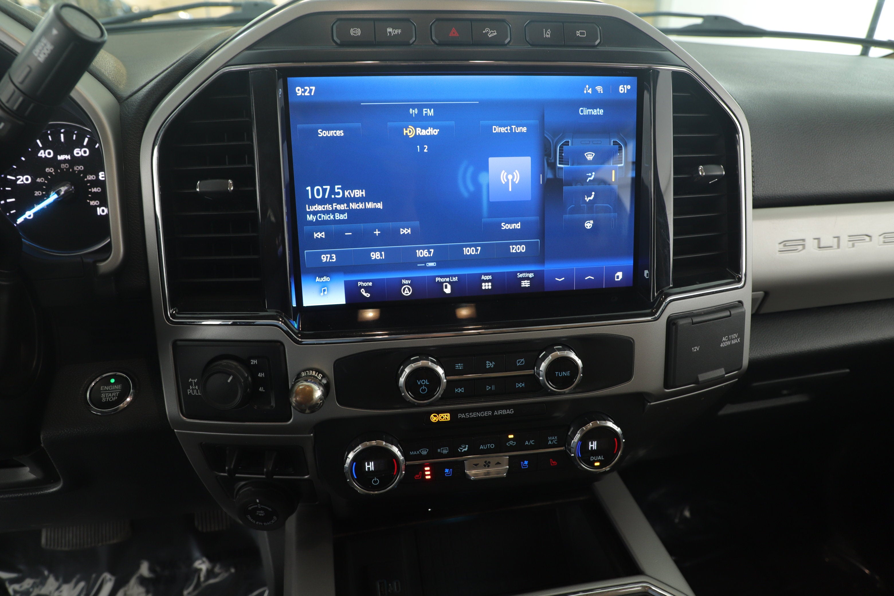 2022 Ford Super Duty F-350 SRW LARIAT