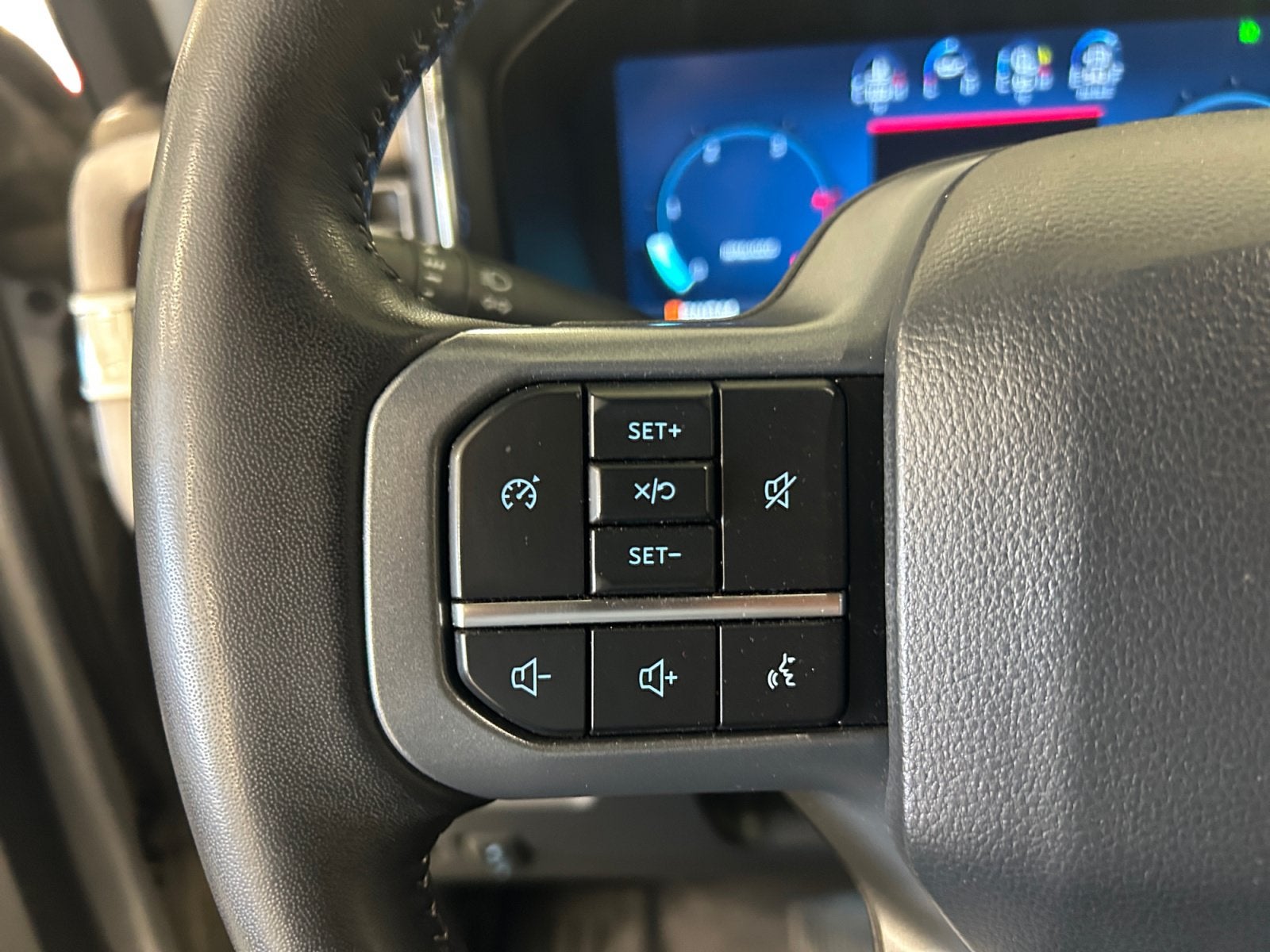 2024 Ford Super Duty F-350 SRW Lariat