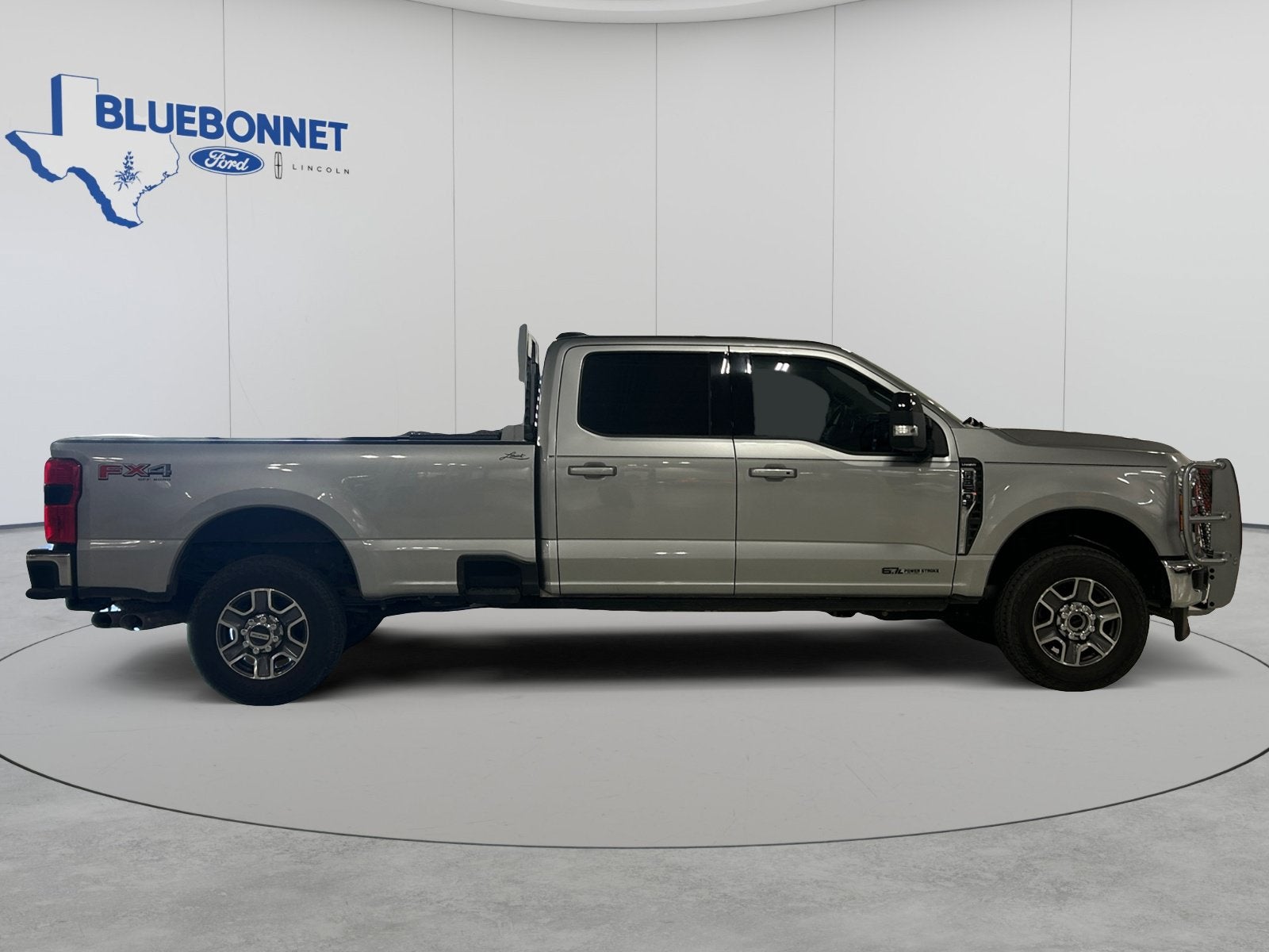 2024 Ford Super Duty F-350 SRW Lariat