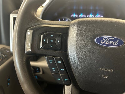 2022 Ford Super Duty F-350 SRW XLT