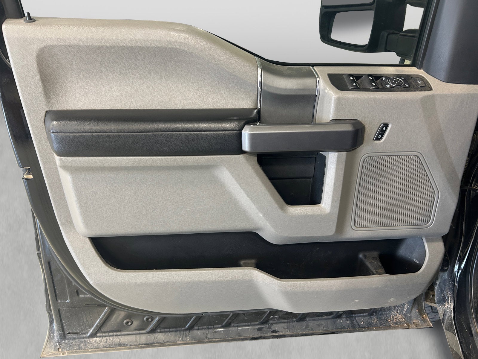 2022 Ford Super Duty F-350 SRW XLT